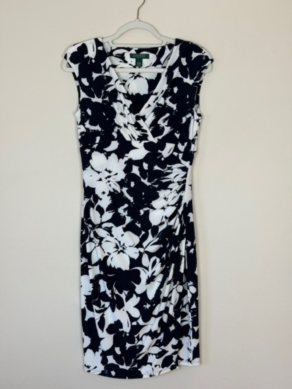 Lauren Ralph Lauren Faux Wrap Blue & White Floral V-Neck Dress Women's 6